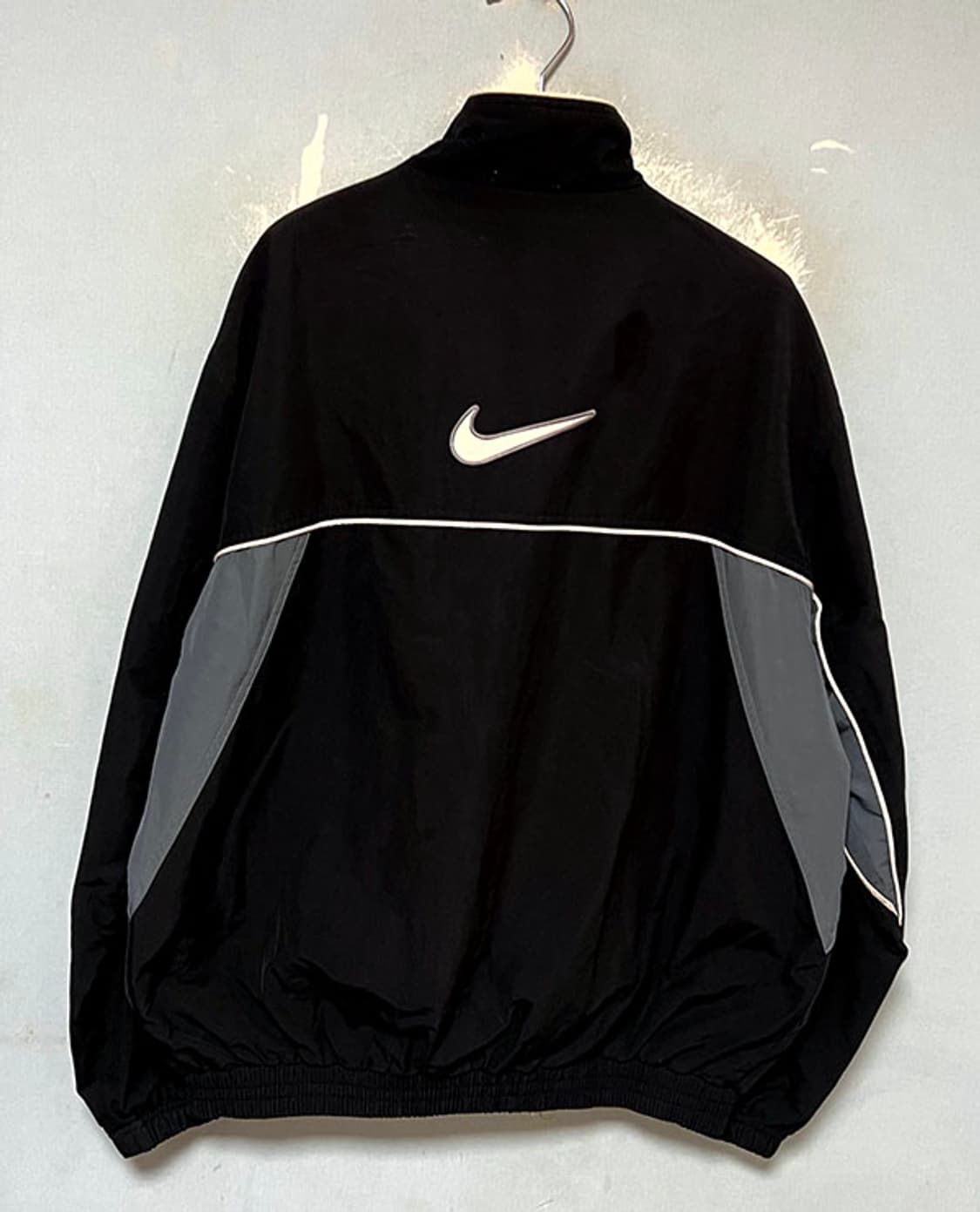나이키 00s 올드스쿨 빅스우시 남자 바람막이점퍼 춘추 L 100-105 상품이미지2
