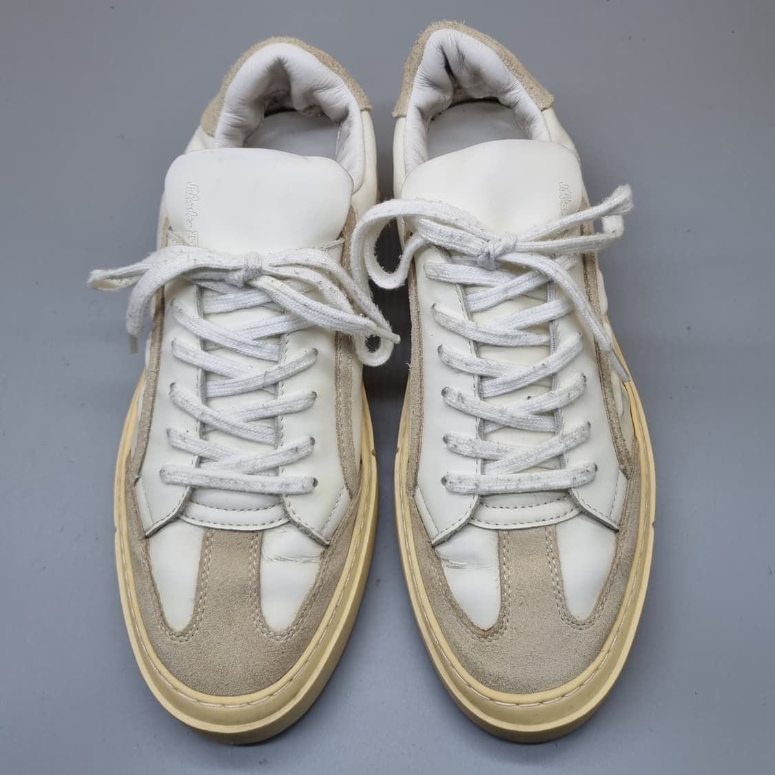 페라가모 간치니 스니커즈 255 상품이미지2