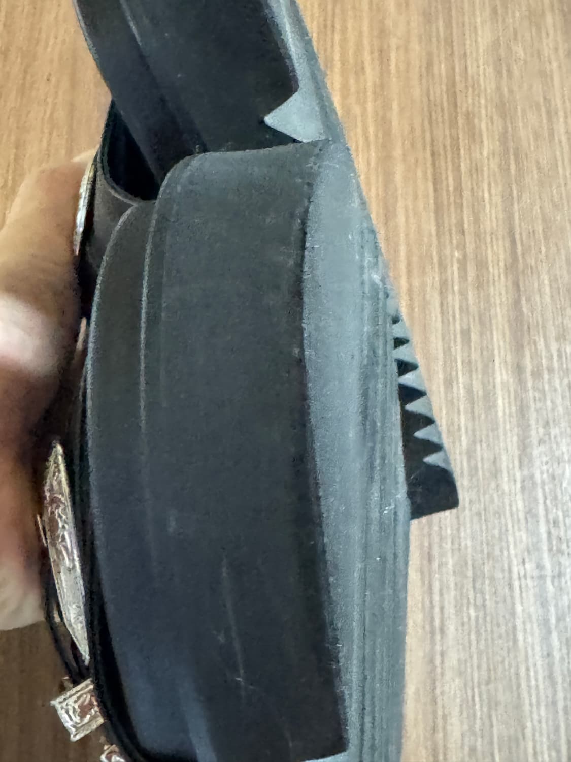 Toga Virilis 토가 비릴리스 인그레이빙 버클 슬라이드 샌들 42 상품이미지8