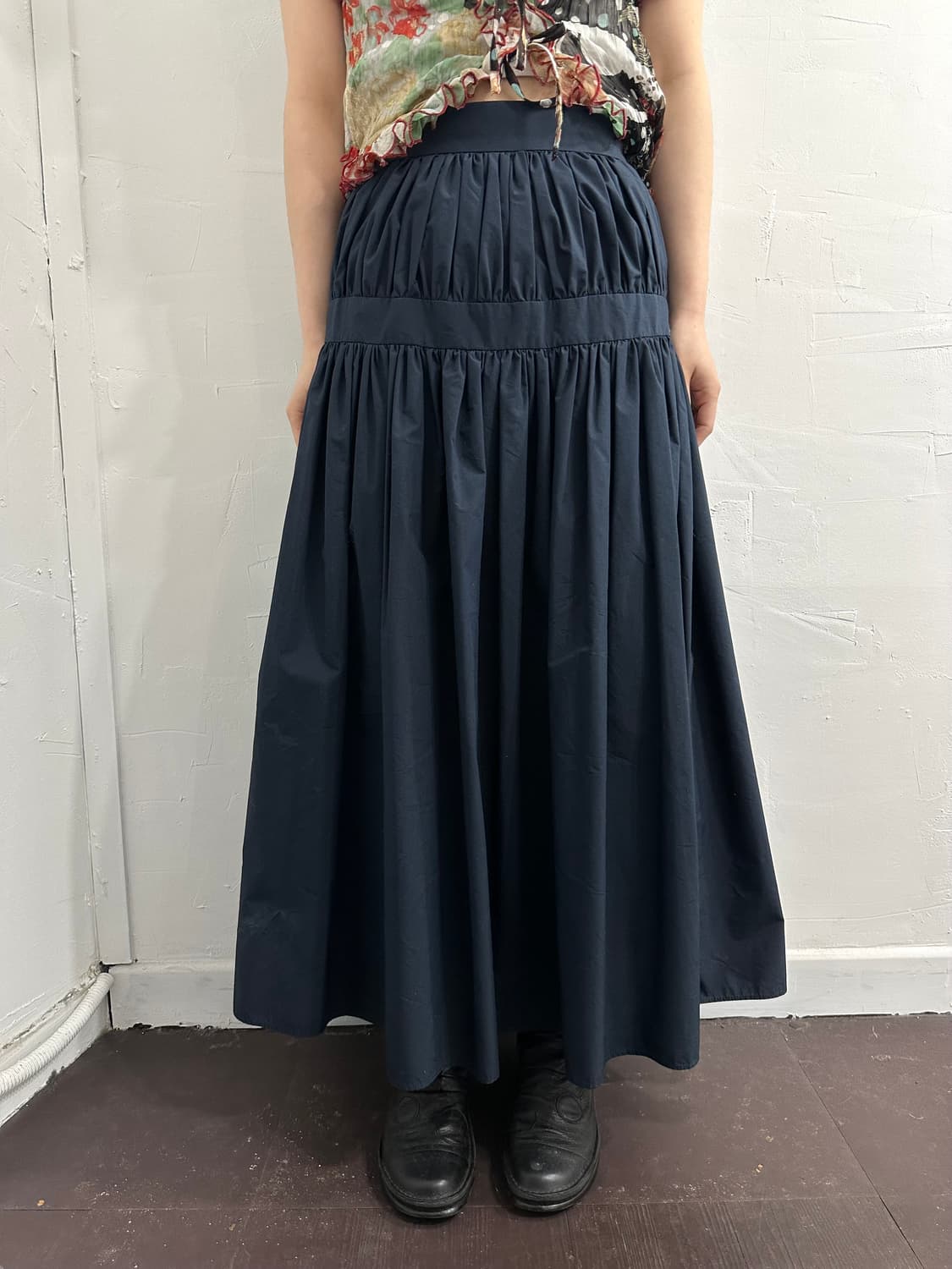 theiron navy long skirt 상품이미지1