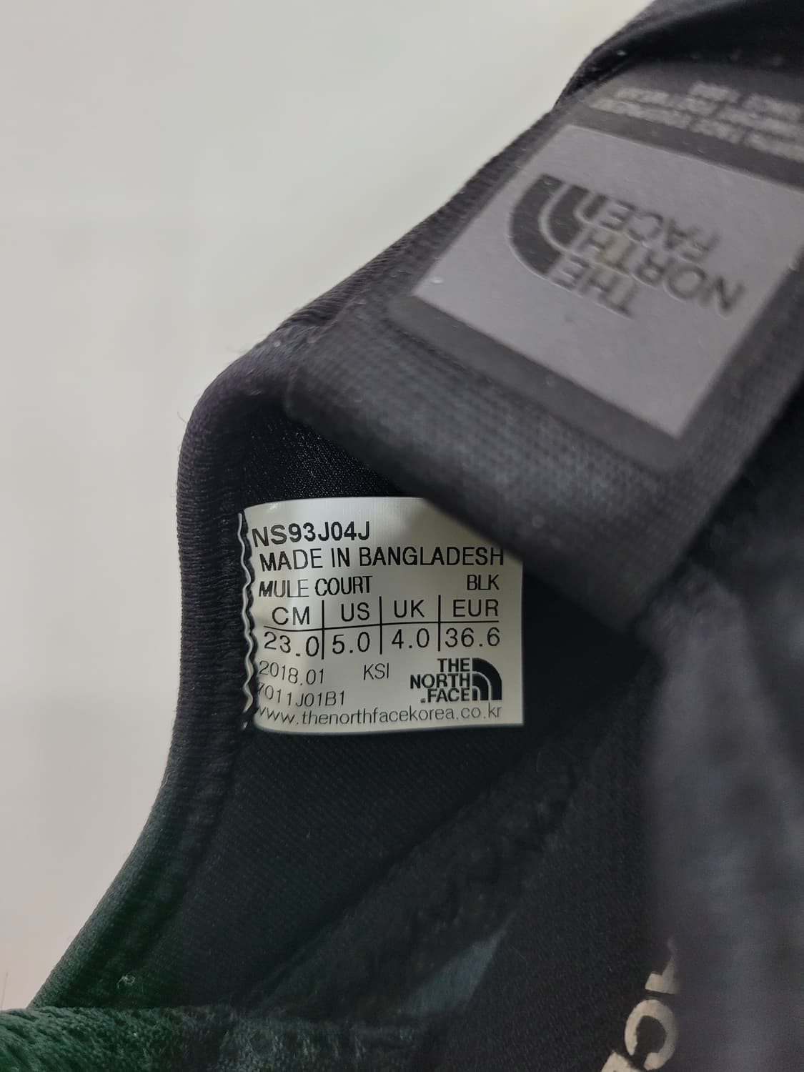 노스페이스 화이트라벨 뮬 코트 로우탑 / 여 230 블랙
 상품이미지8