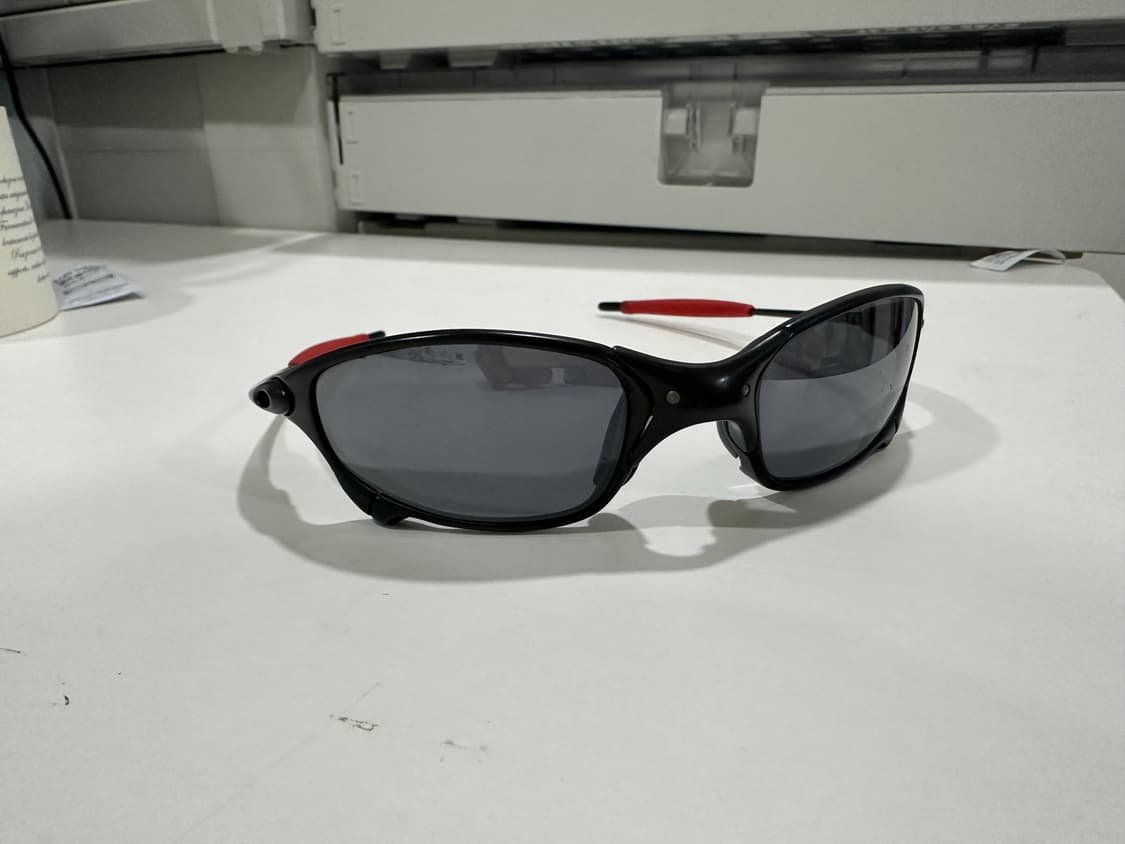 오클리 엑스메탈 줄리엣 두가티 콜라보 상품이미지1