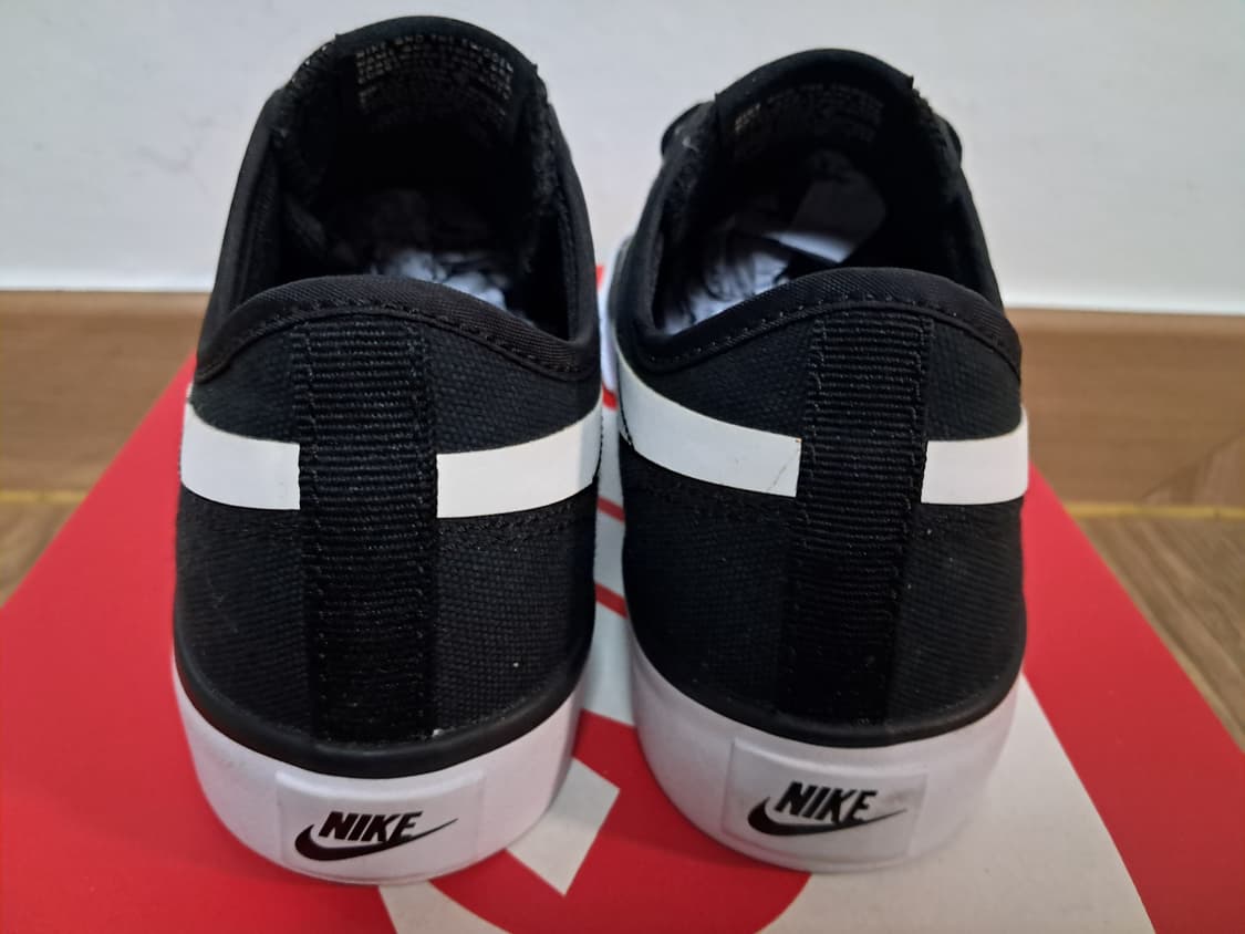 나이키 스니커즈 220 상품이미지3