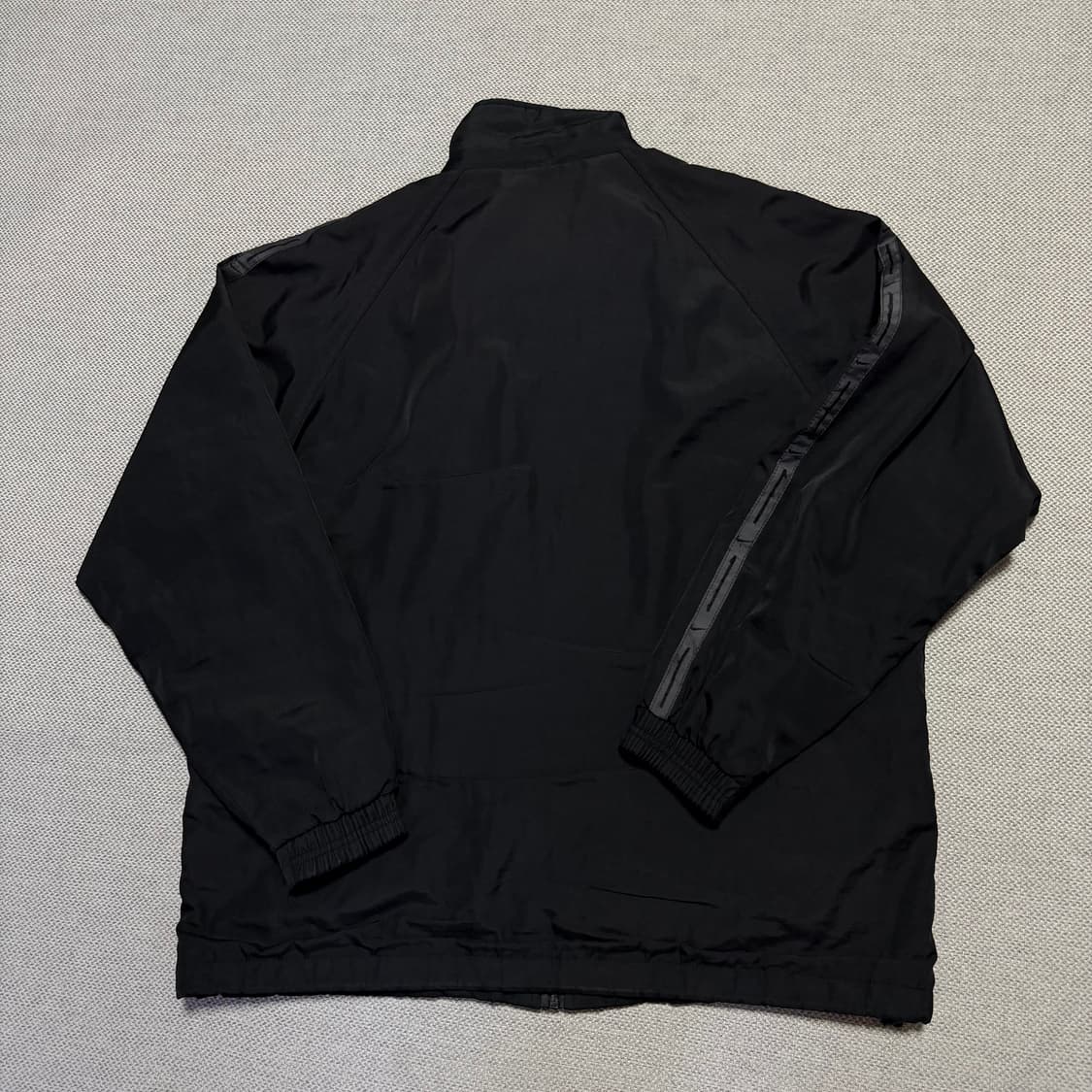 나이키 올드스쿨 사이드로고 바람막이 상품이미지4