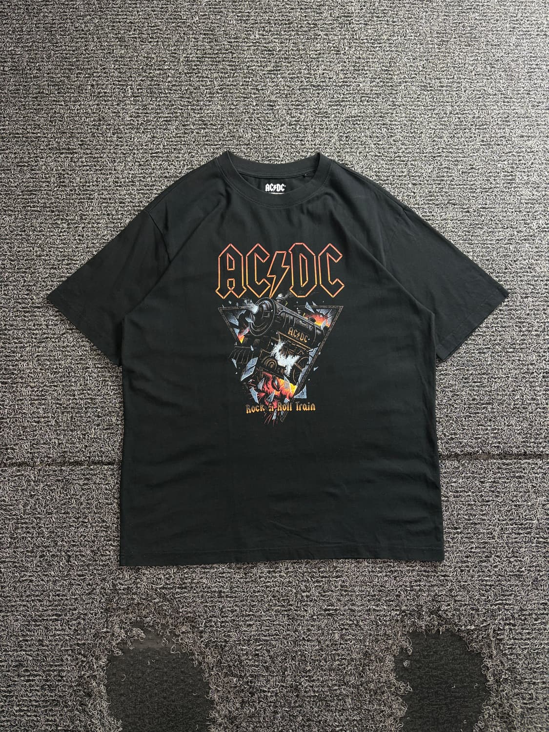 AC/DC RNR 트레인 그래픽 반팔티 4375 상품이미지3