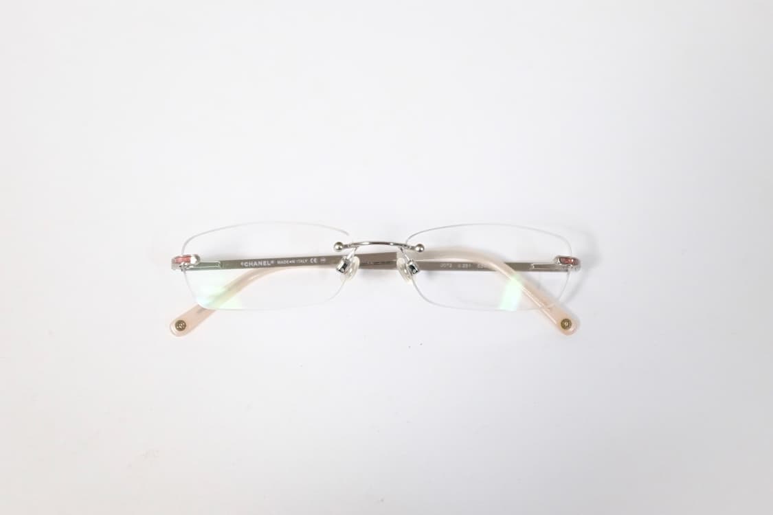 CHANEL 샤넬 빈티지 무테 실버 핑크 안경 상품이미지1