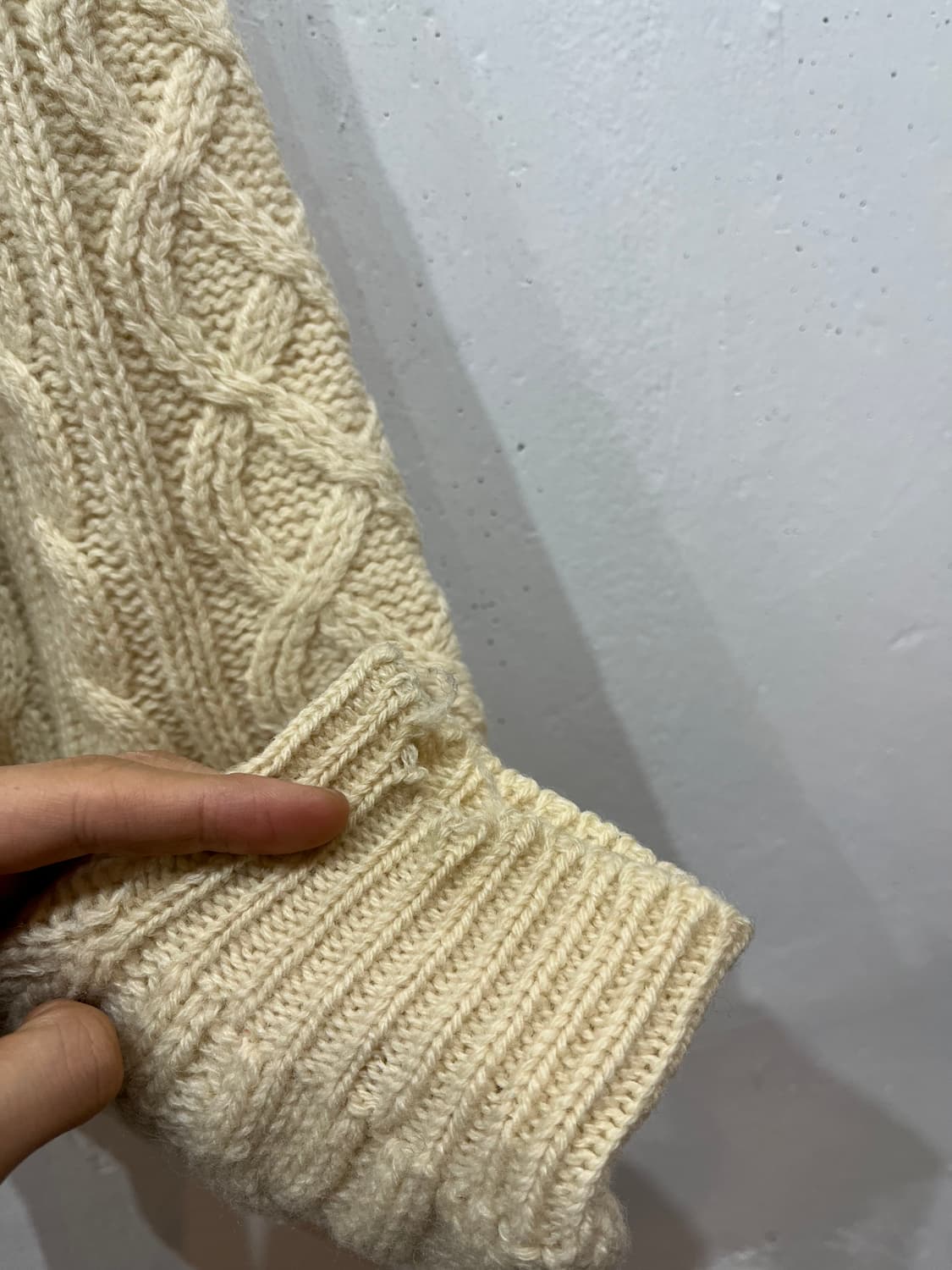 City Guy 퓨어울 아란 케이블 니트 스웨터  상품이미지4