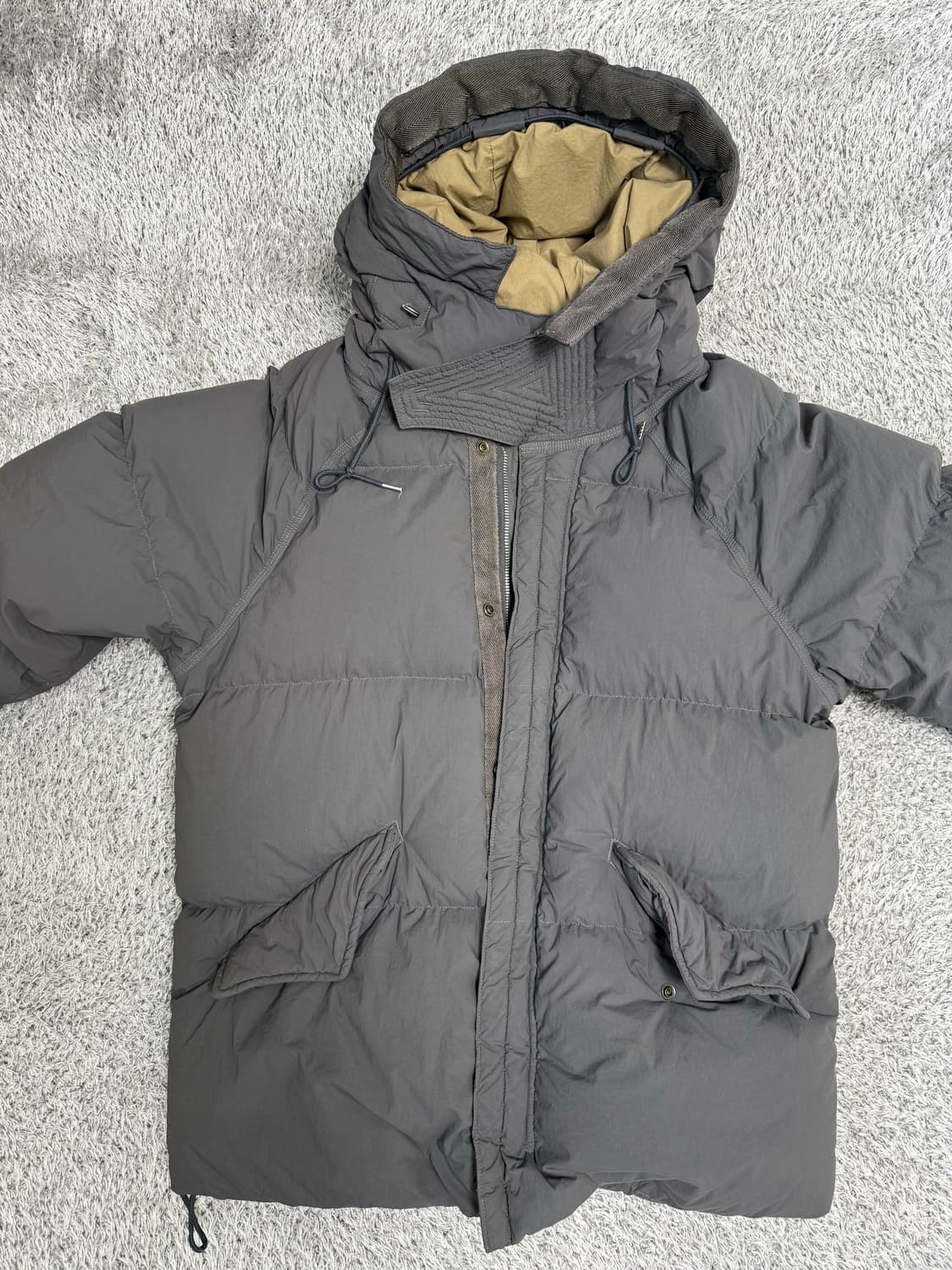 텐씨 아틱 차콜 46사이즈 상품이미지1