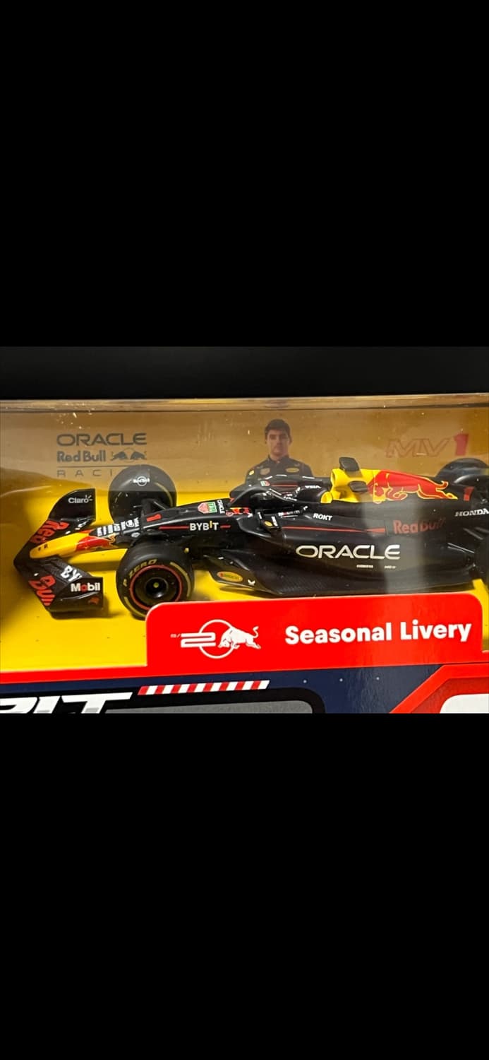 F1 부라고 레드불 베르스타펜 1:43 피트 크루 다이캐스트 상품이미지3