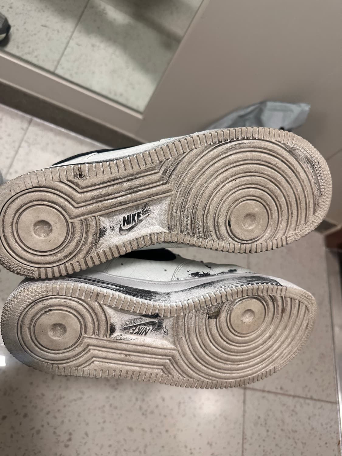 피스마이너스원 에어포스1 270판매 상품이미지6