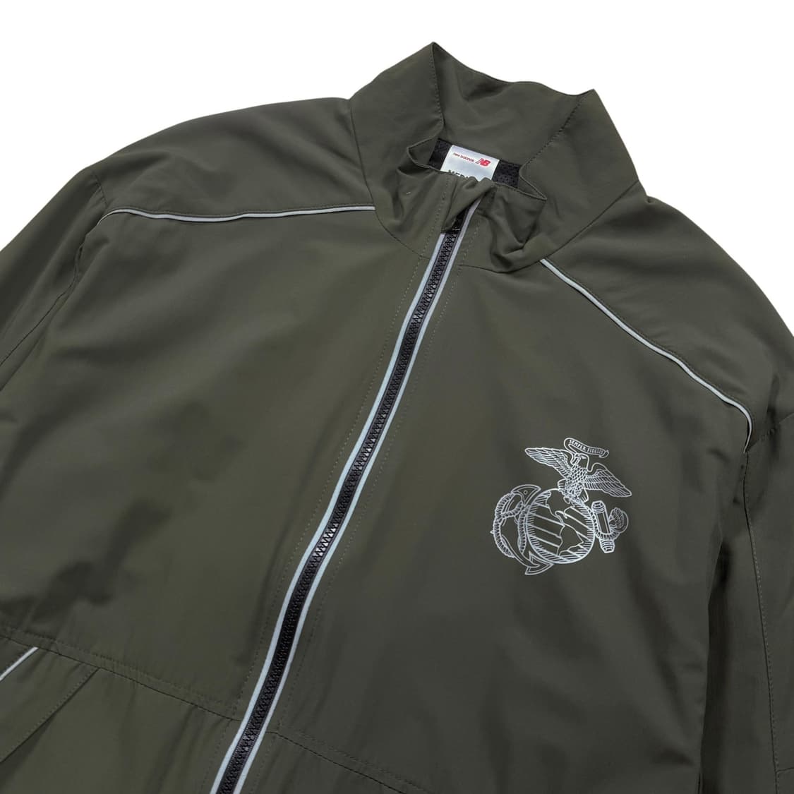 USMC x 뉴발란스 미해병대 러닝 바람막이 자켓 상품이미지2