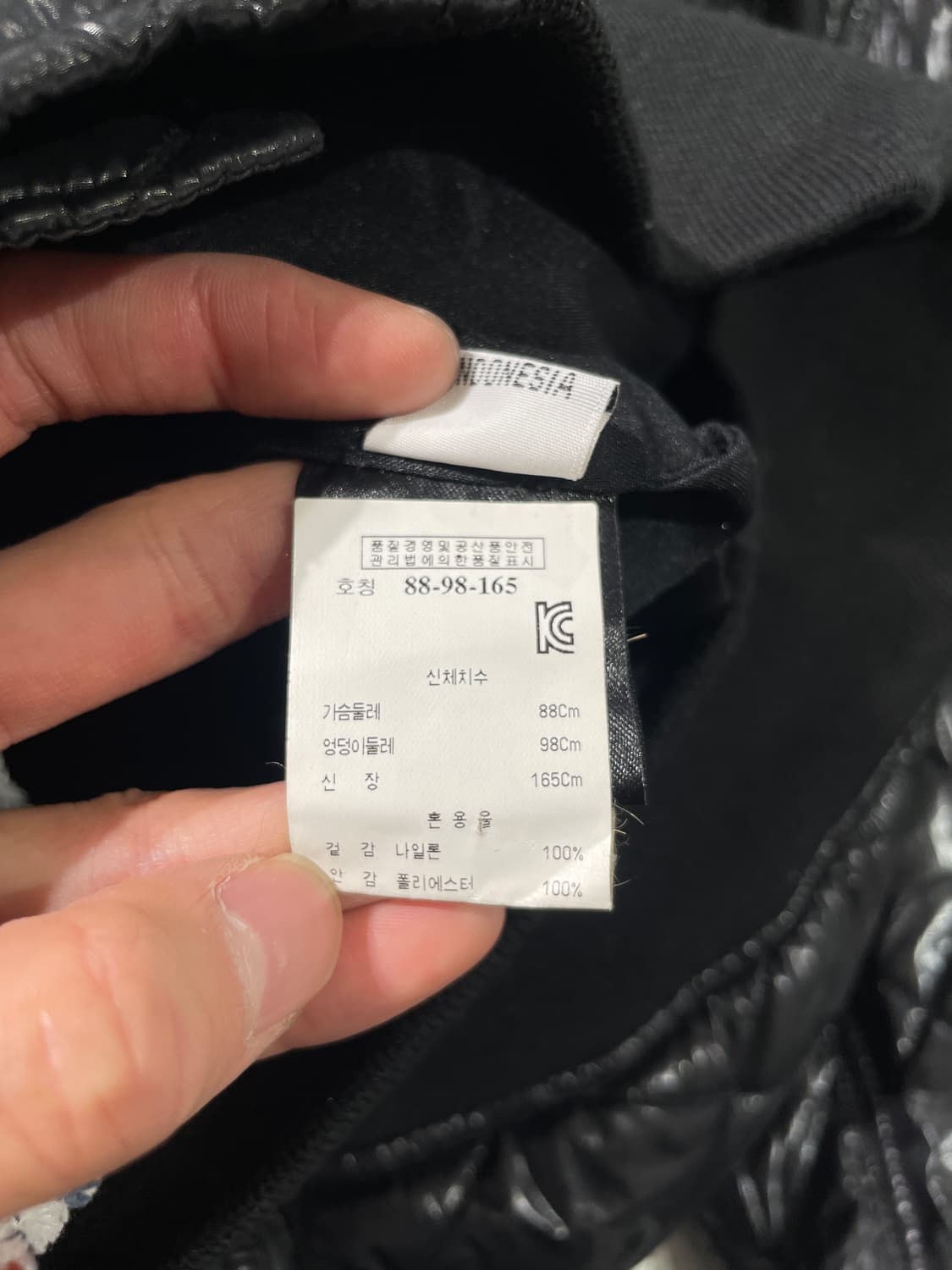 ktz 블랙 퀼팅 글로시 퍼 후디 나일론 점퍼 상품이미지8