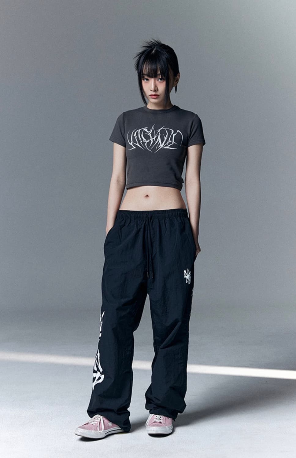낫포너드 W Metal N4ND Logo Crop Tee _ Charco 상품이미지3