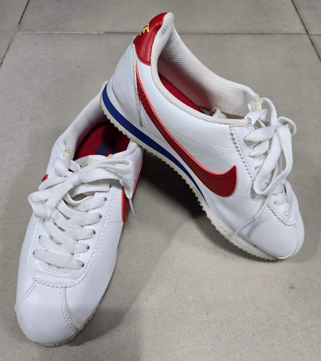 나이키 코르테즈 흰빨파 스니커즈 운동화 235mm 상품이미지1