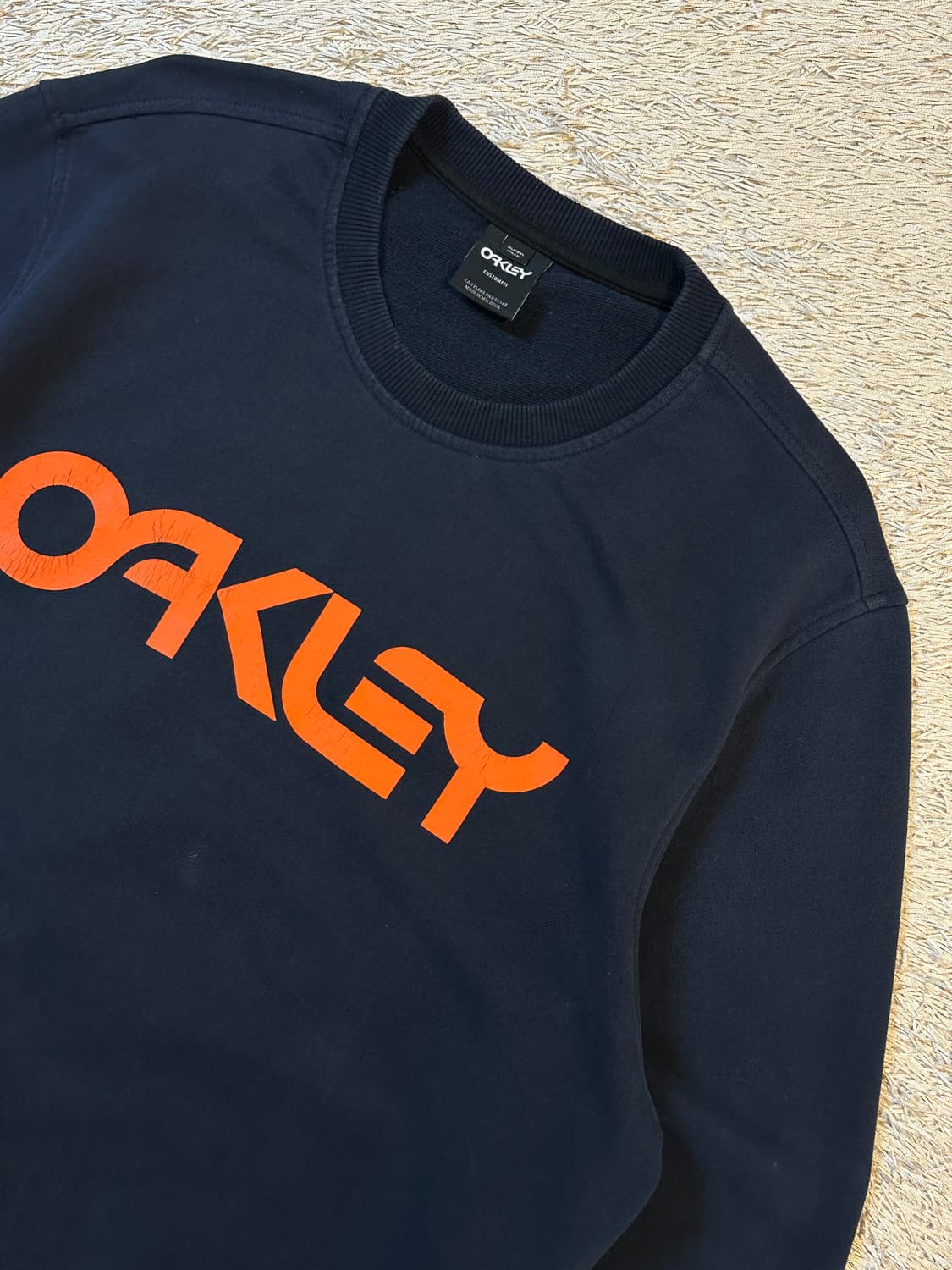 오클리 OAKLEY 스펠로고 맨투맨 네이비 상품이미지2