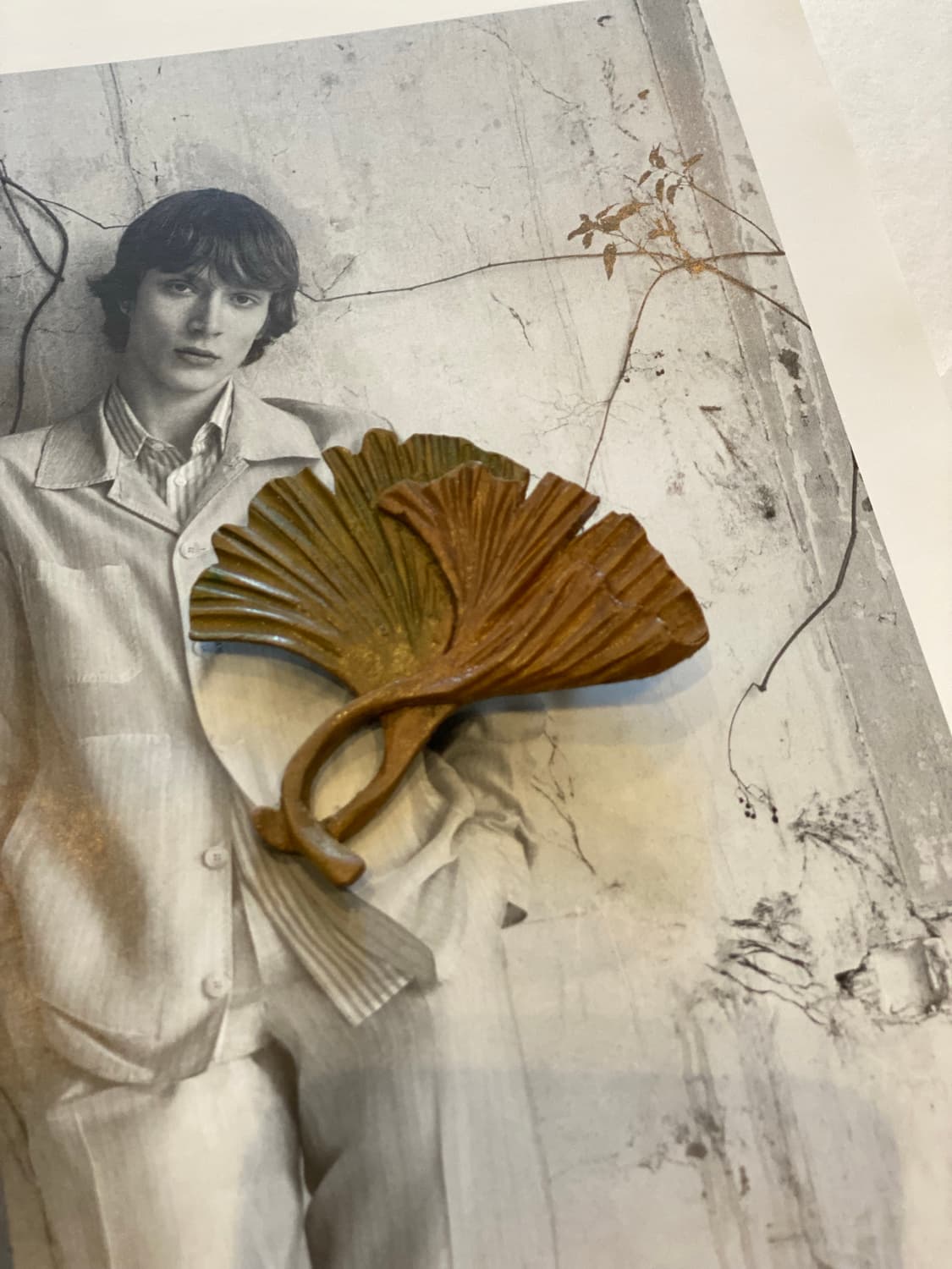 빈티지 우드 은행잎 브로치 상품이미지3