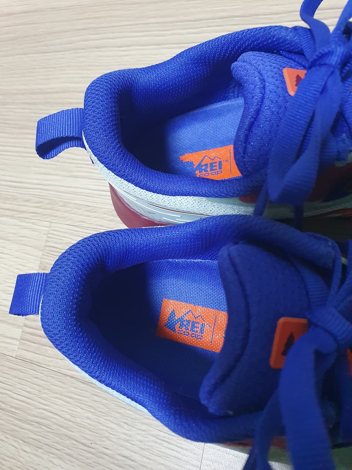 써코니 페레그린 14 트레일러닝화 245 상품이미지8