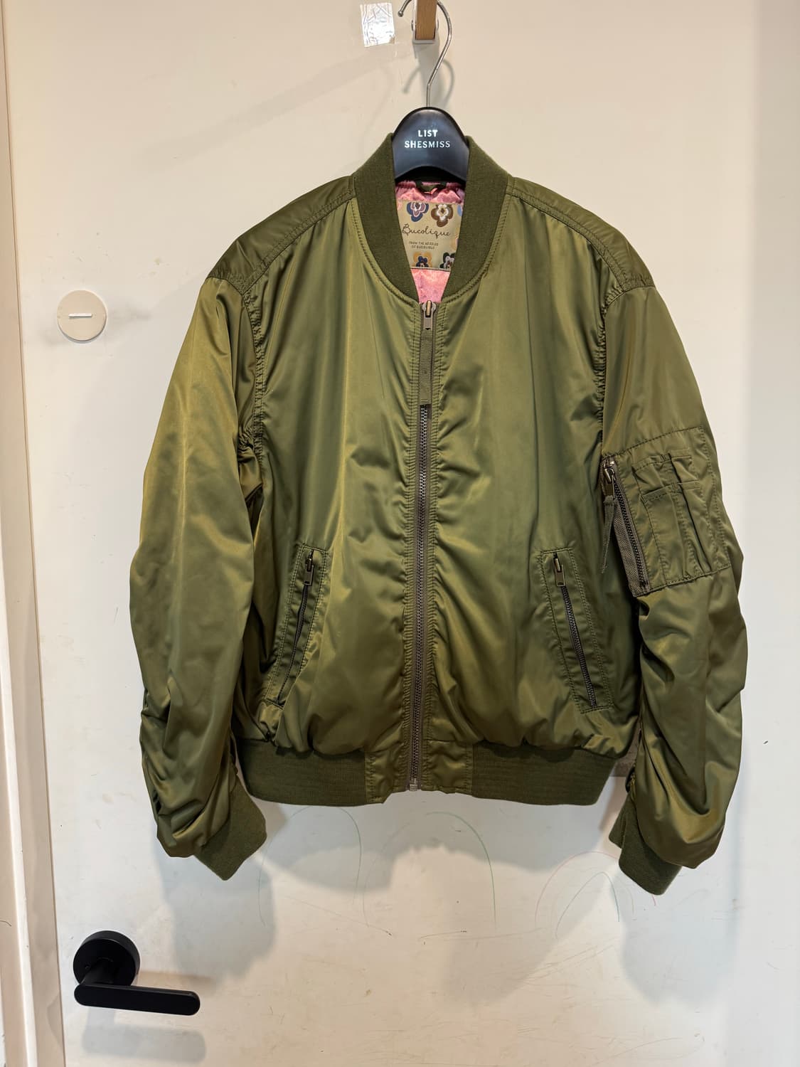 비꼴리끄 뒷판 자수 자켓 상품이미지2