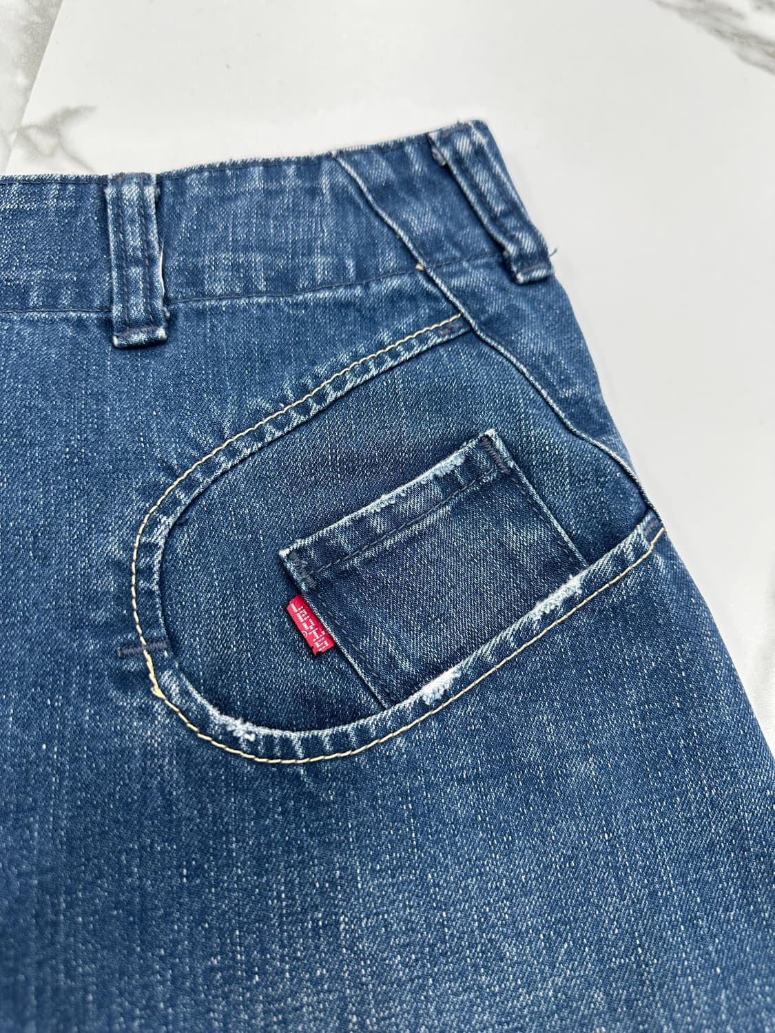 Levi's 리바이스 언밸런스 데님 스커트 상품이미지3