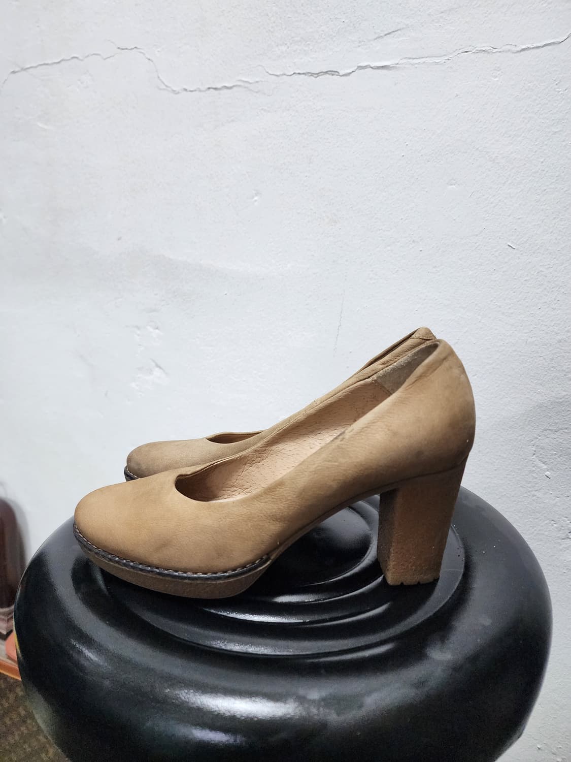 MANAS 베이지 스웨이드 펌프스힐 (Italy made) 상품이미지2