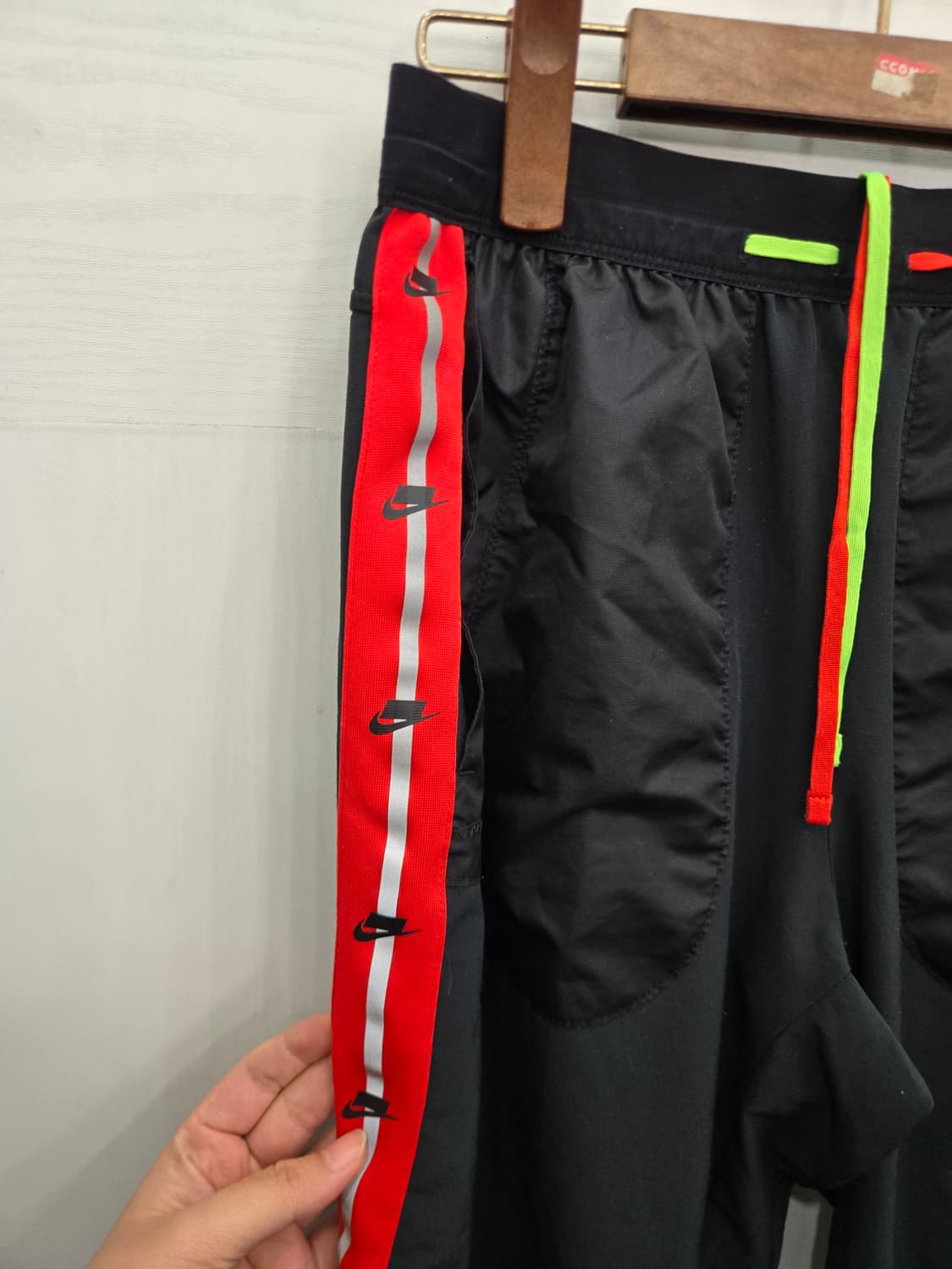 (호칭85,L사이즈) NIKE 나이키 와일드 런 페톰 팬츠 바지~ 상품이미지3