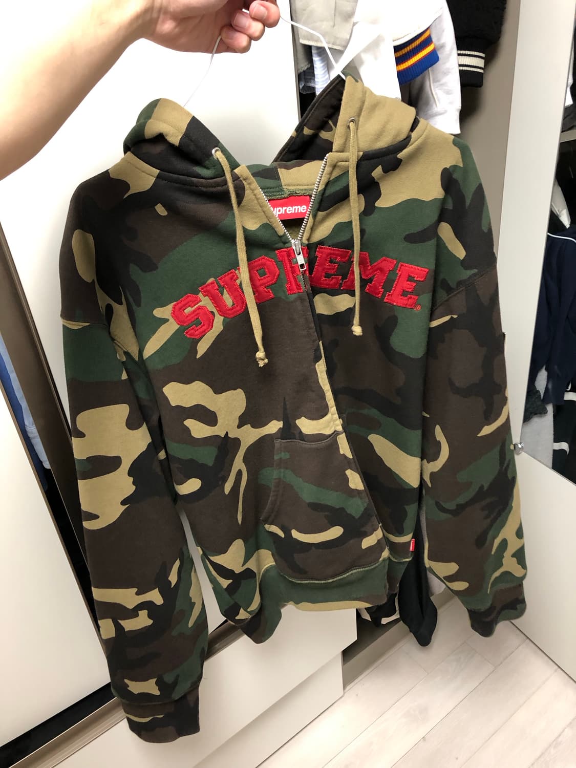슈프림 카모 후드집업 상품이미지3