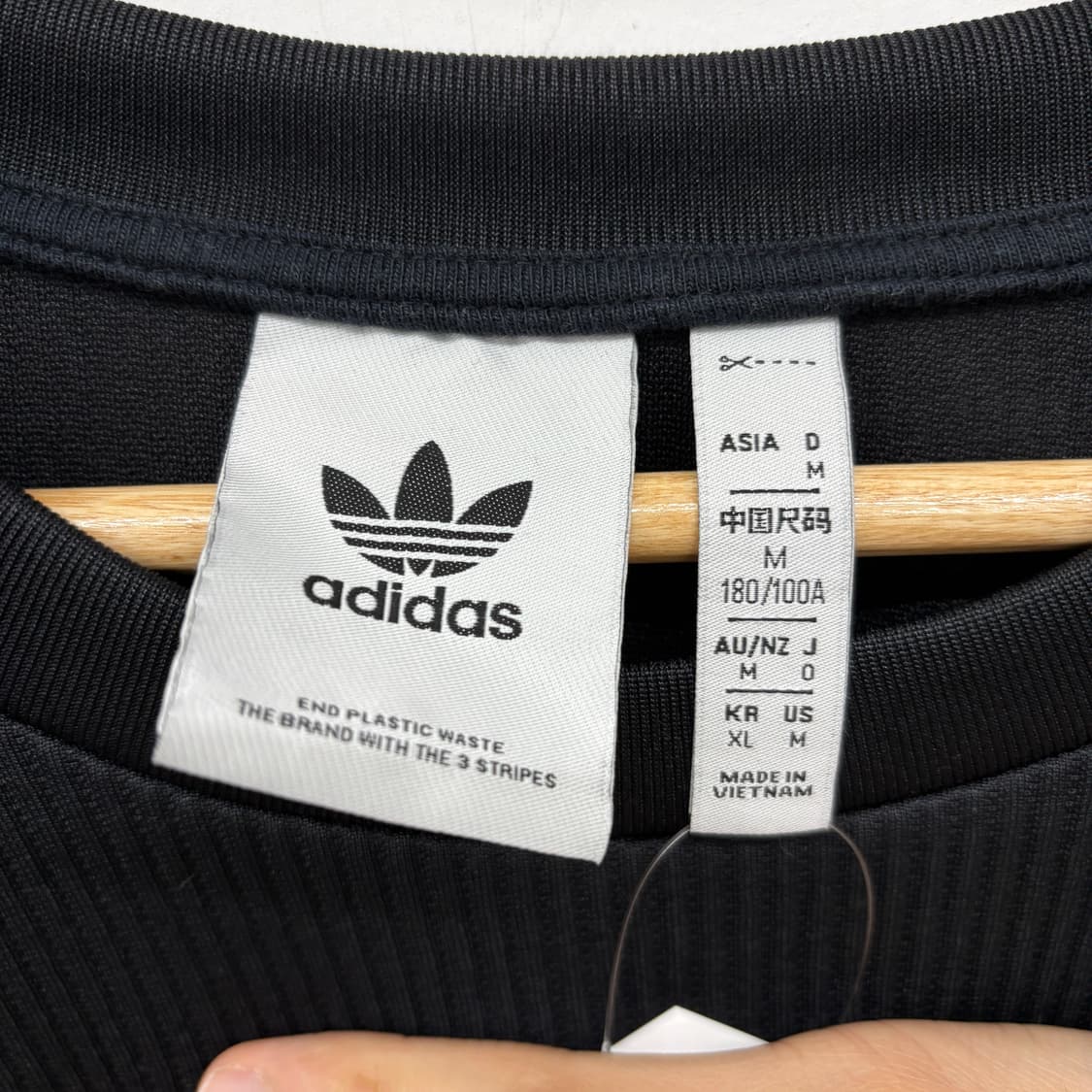 아디다스 블랙 반팔 골지 티셔츠 남성XL 상품이미지3