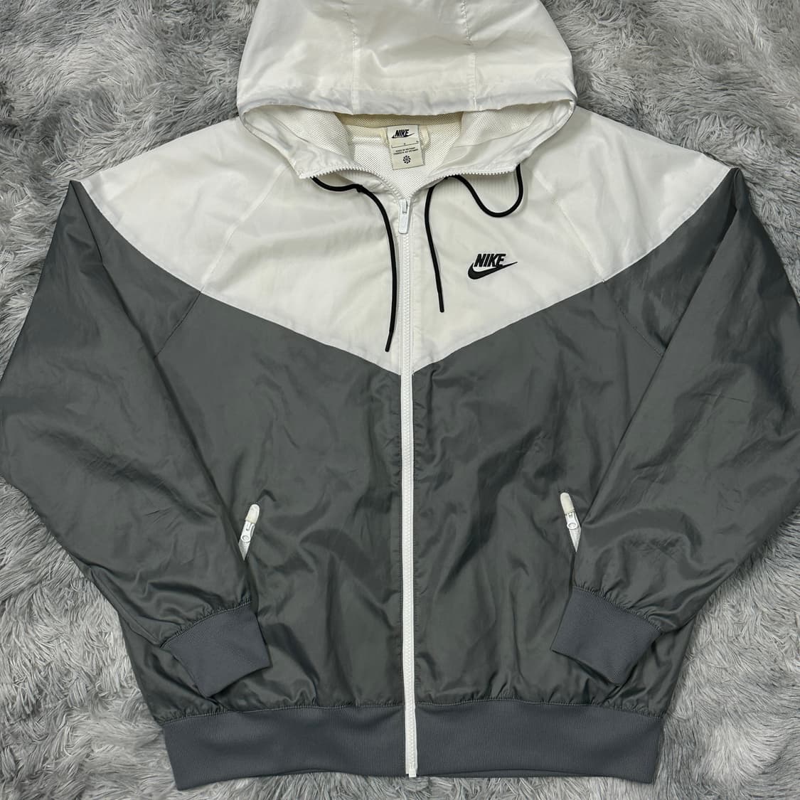 나이키 윈드러너 후드 바람막이 L 상품이미지1