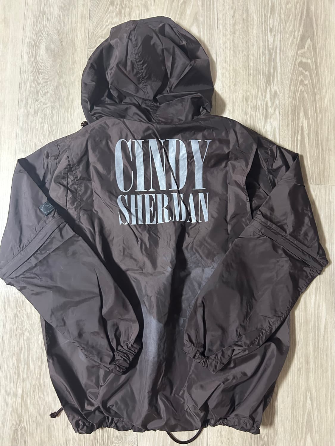 언더커버 신디셔먼 바람막이 2 상품이미지3