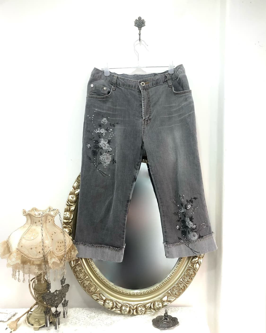 oriental floral embroidery capri pants 상품이미지1