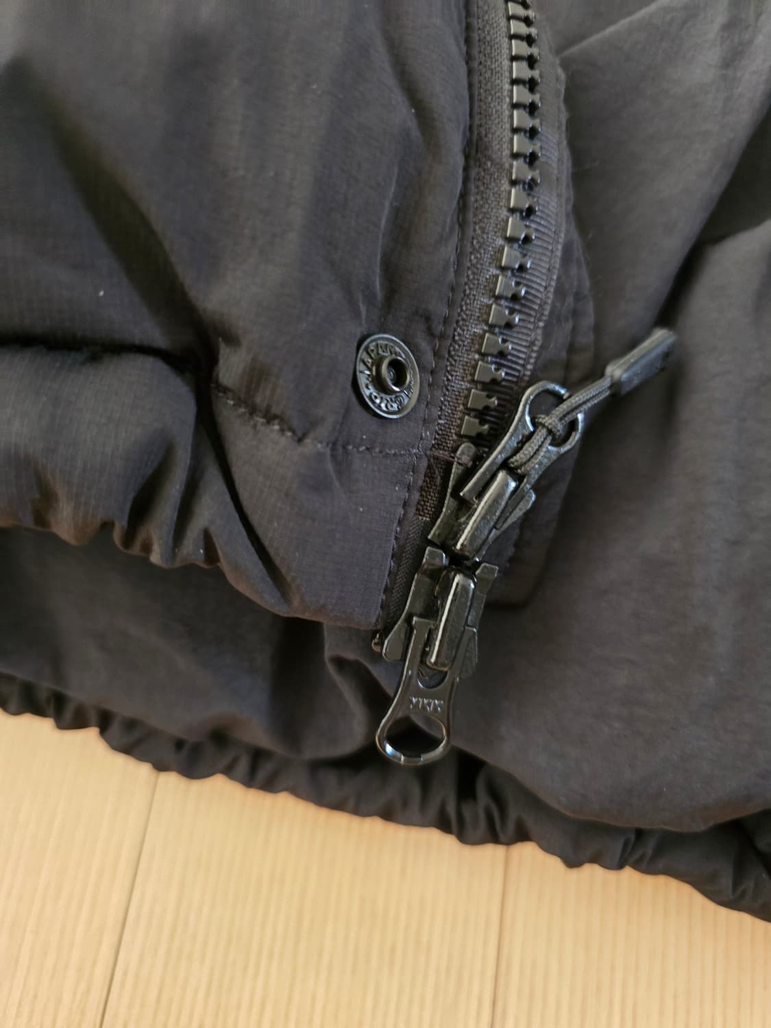 스투시 립스탑 다운 퍼퍼 자켓 블랙 22FW 상품이미지6