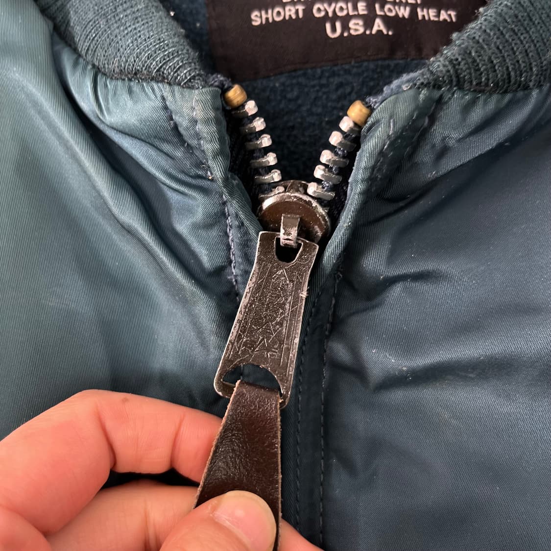 105 알파인더스트리 플라이트 MA-1 항공자켓 상품이미지3