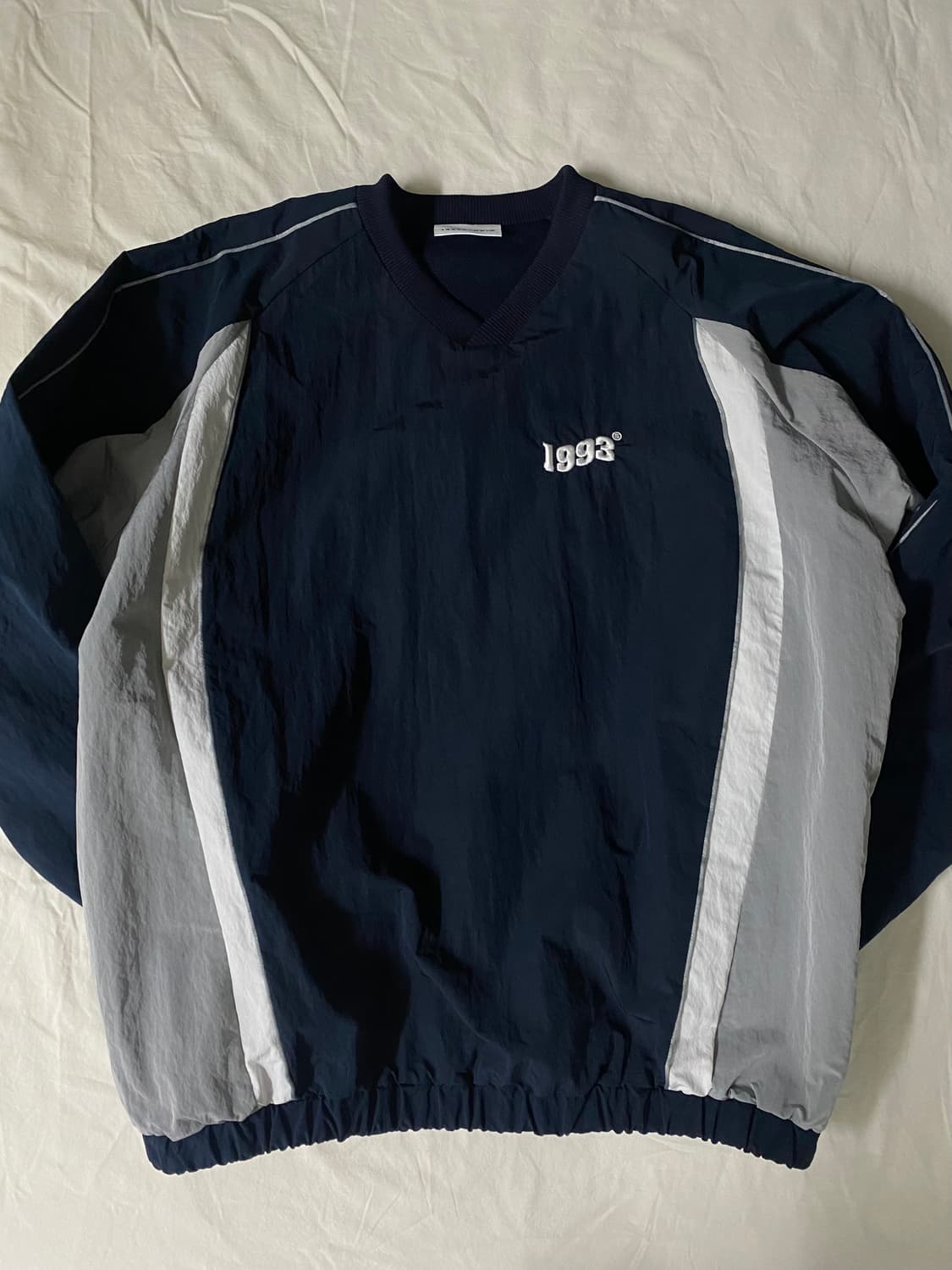 1993스튜디오 바람막이 맨투맨 상품이미지1