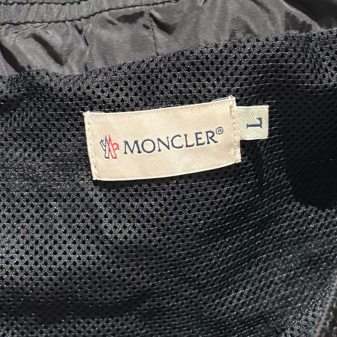 L/몽클레어 나일론 스윔팬츠 상품이미지3