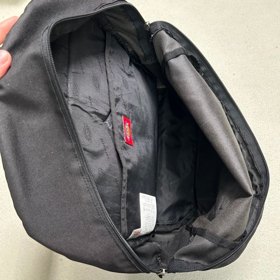 디키즈 버클포켓 백팩 블랙 상품이미지5