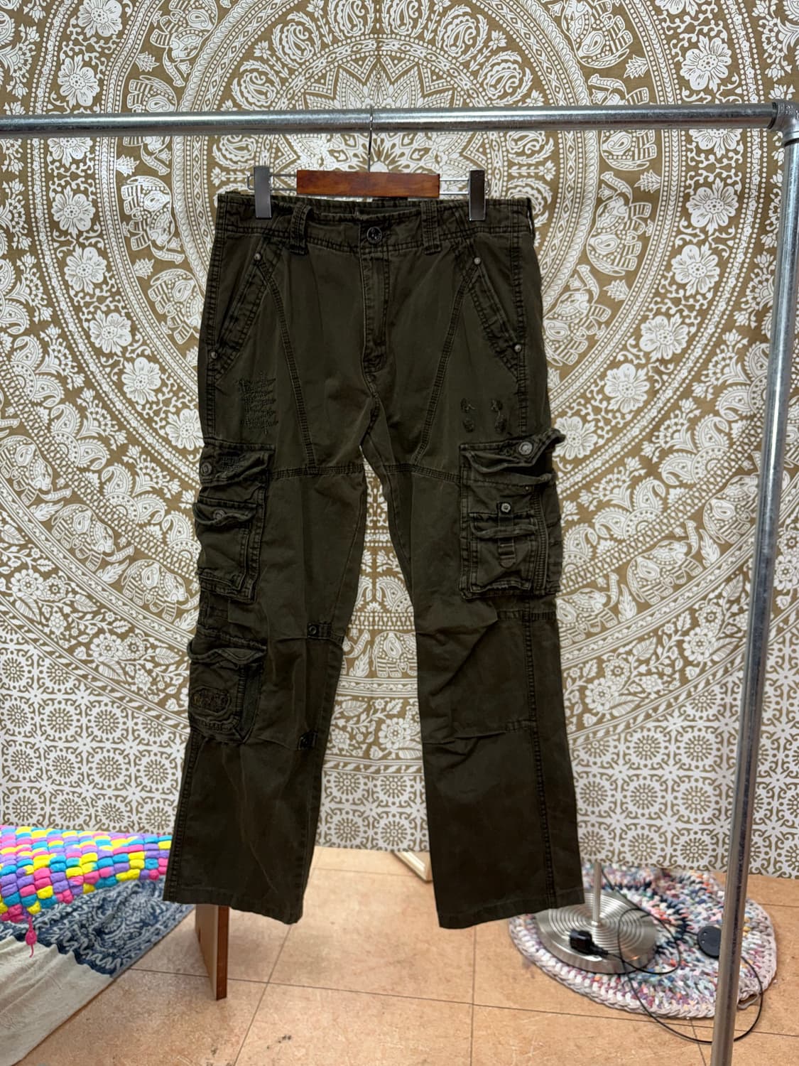 데미지 포켓 카고팬츠  상품이미지3