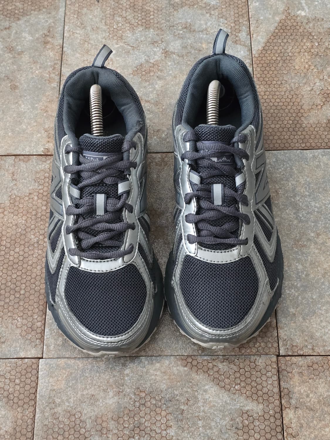 (230)뉴발란스 410 v5 블랙 실버 상품이미지2