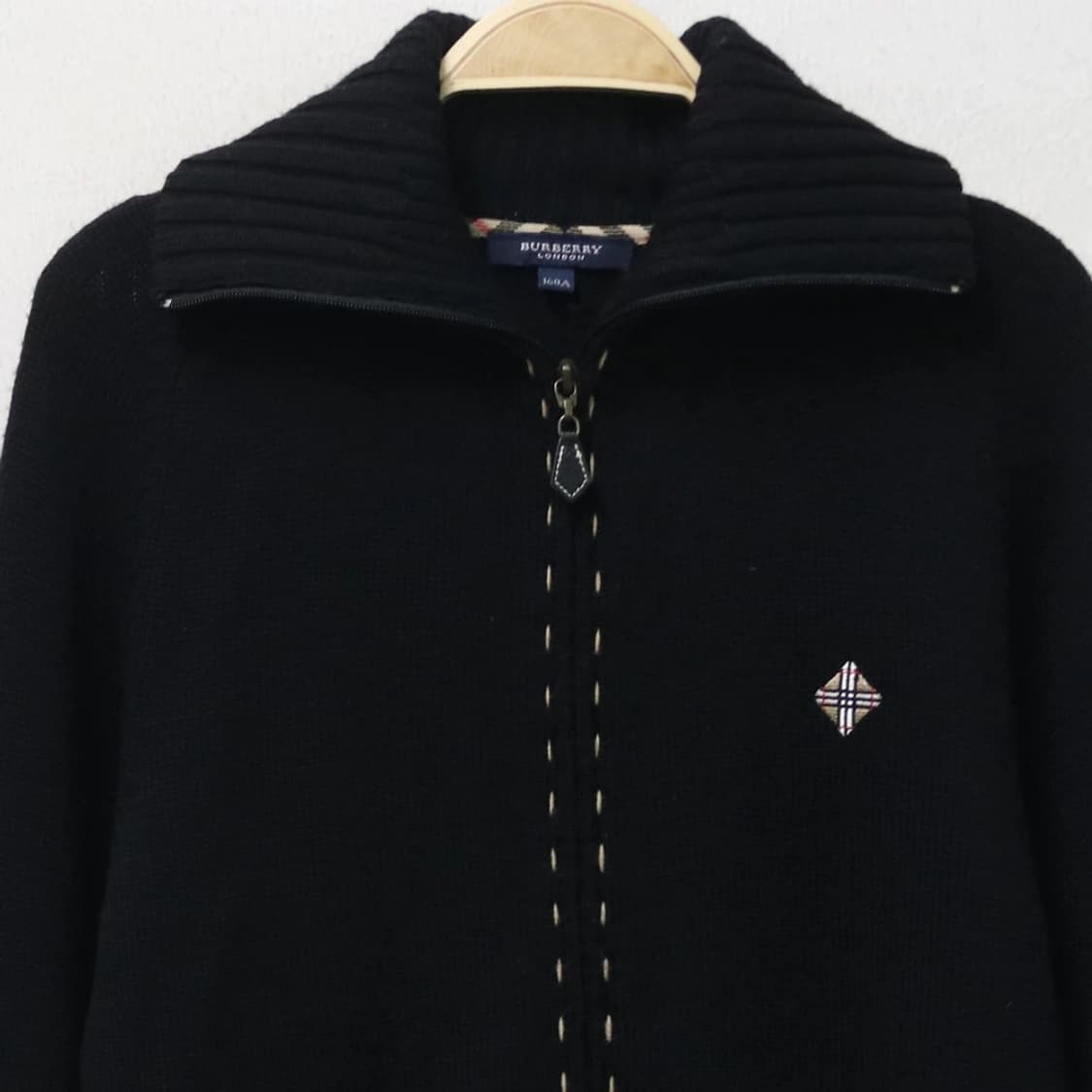 버버리 런던 울 스티치 하이넥  니트집업 63339 상품이미지3