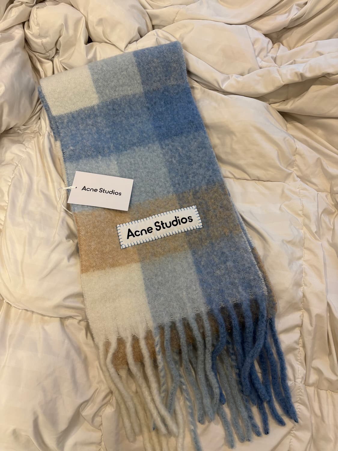 [새상품급] 아크네 스튜디오 모헤어 머플러 파스텔 블루 베이지 상품이미지2