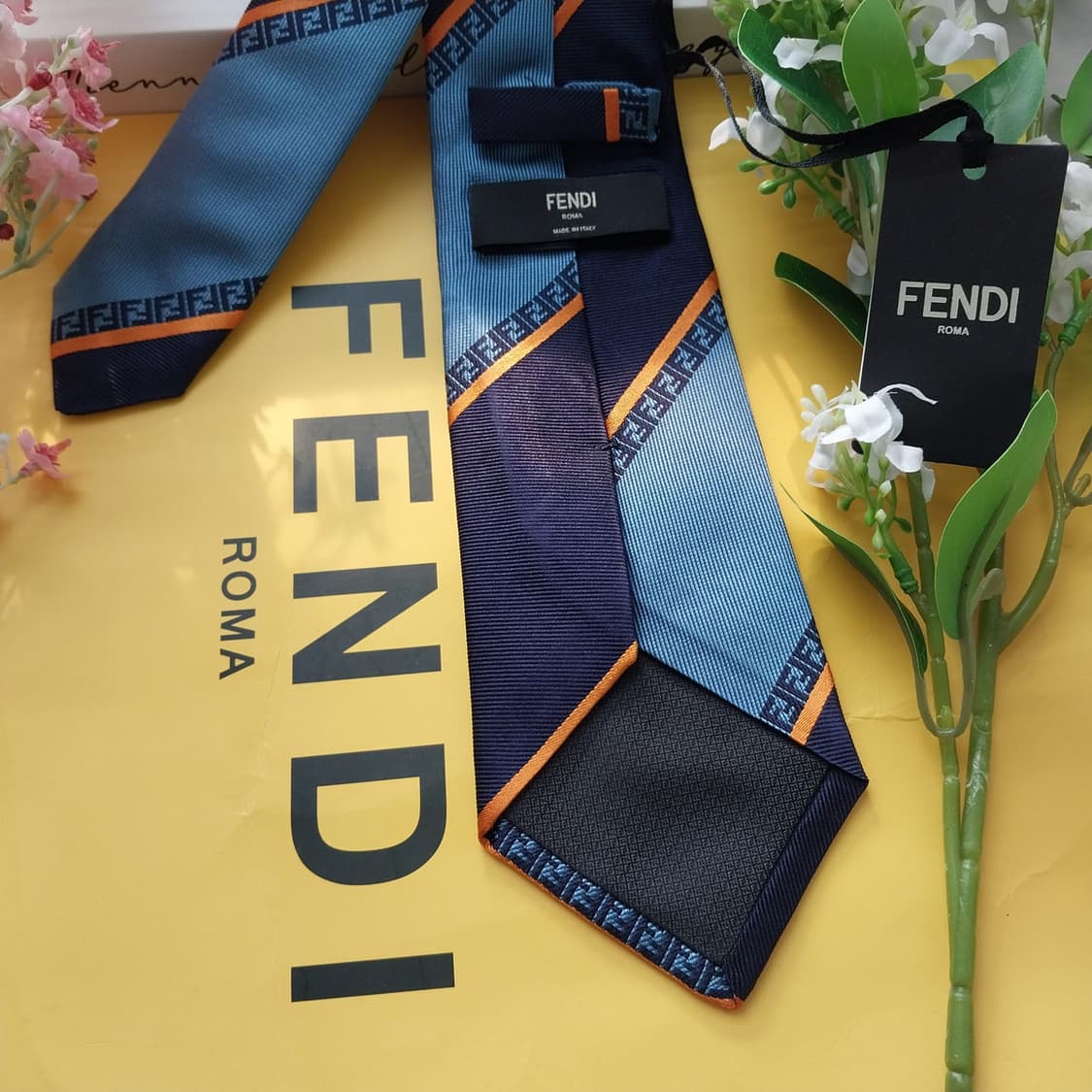 펜디 실크 블루 주카 자카드 레지멘탈 넥타이 8.5cm 새제품 K1701 상품이미지7