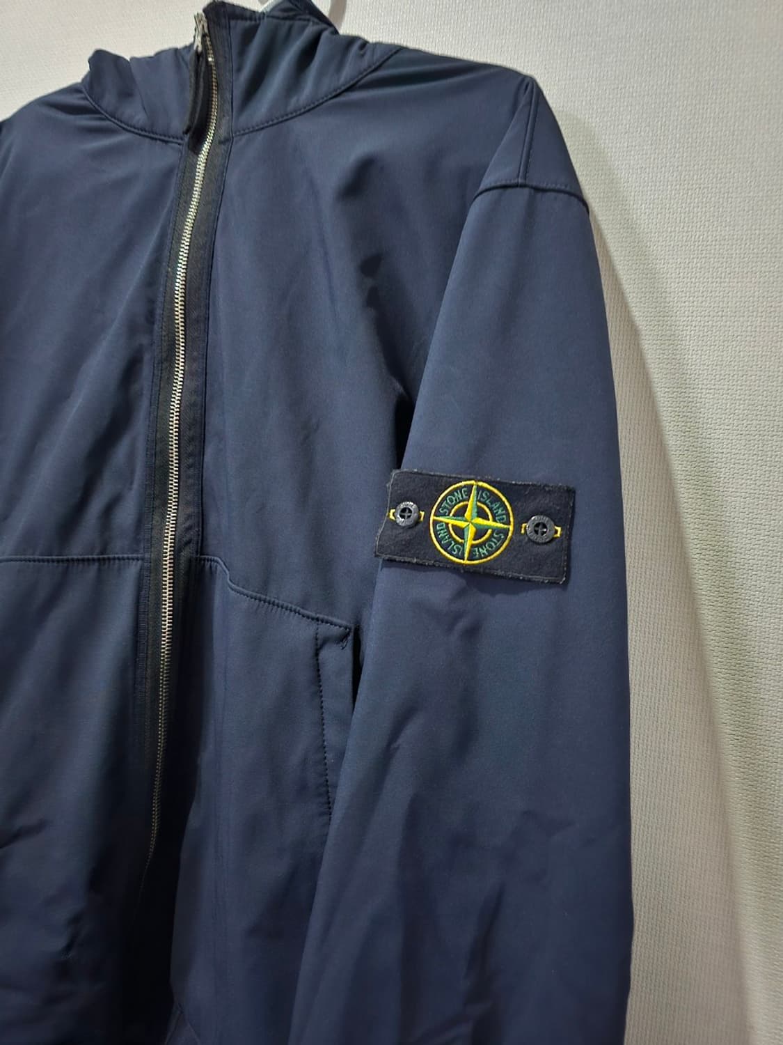 정품 스톤아일랜드 소프트 쉘 후드 자켓 105 / XL 상품이미지2