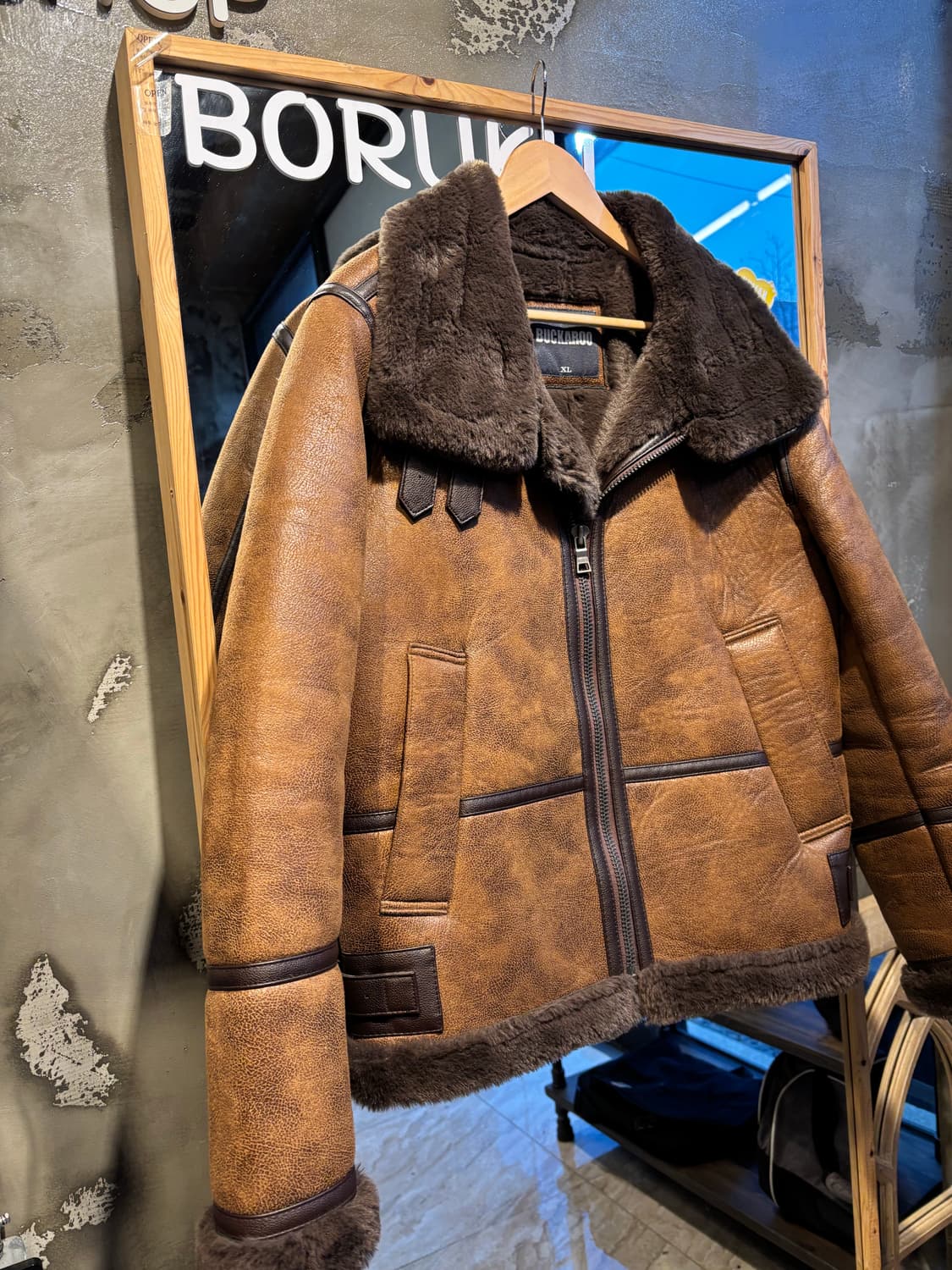 버커루 브라운 무스탕 XL 상품이미지3