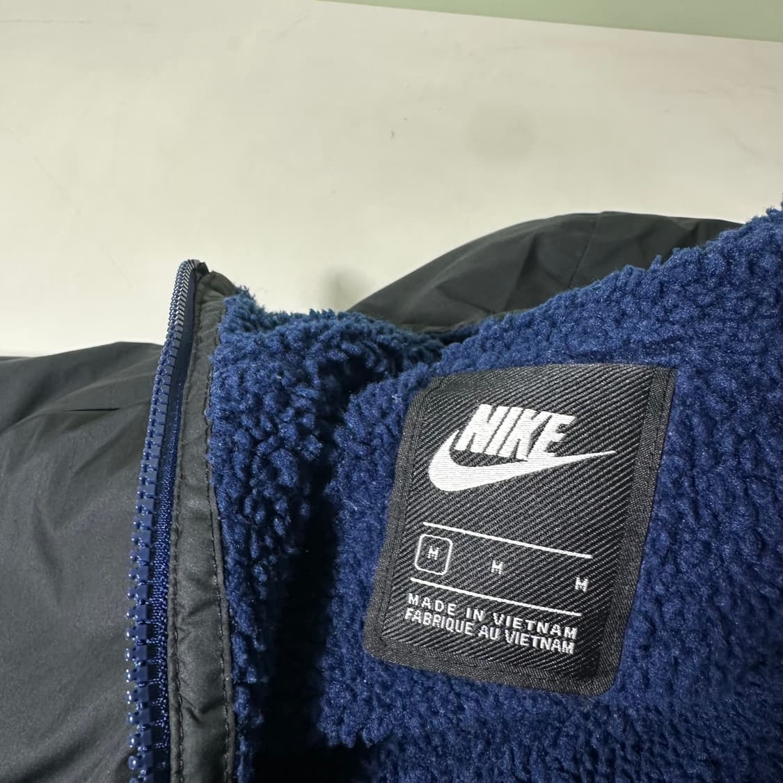 145CM 나이키키즈 네이비 블랙 배색 플리스 후드 윈드러너 상품이미지4