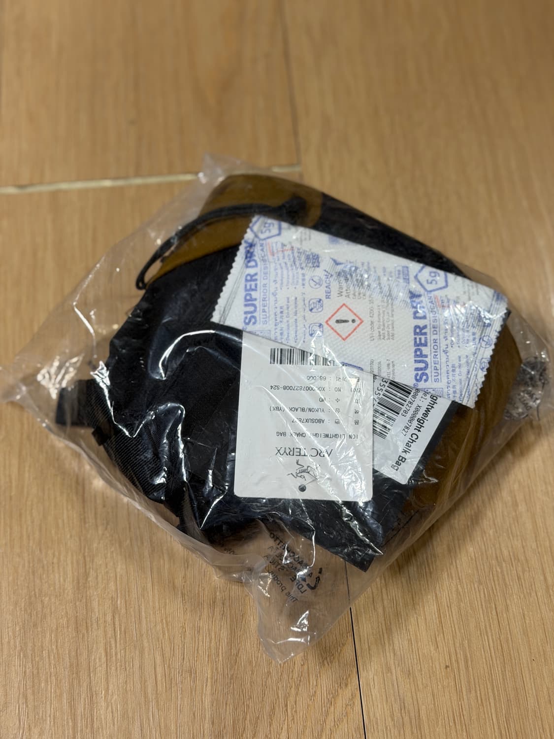 새상품)아크테릭스 초크백 유콘 블랙 M사이즈 상품이미지3