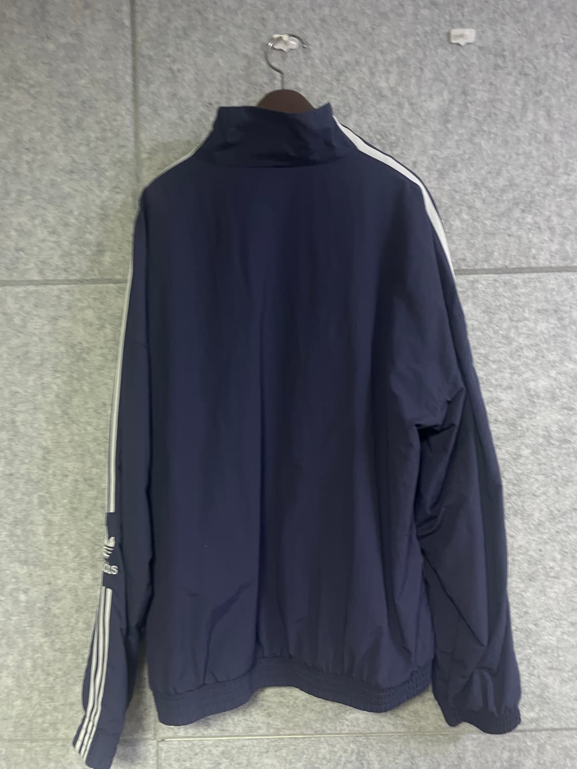 아디다스 네이비 삼선 트랙 자켓 상품이미지2