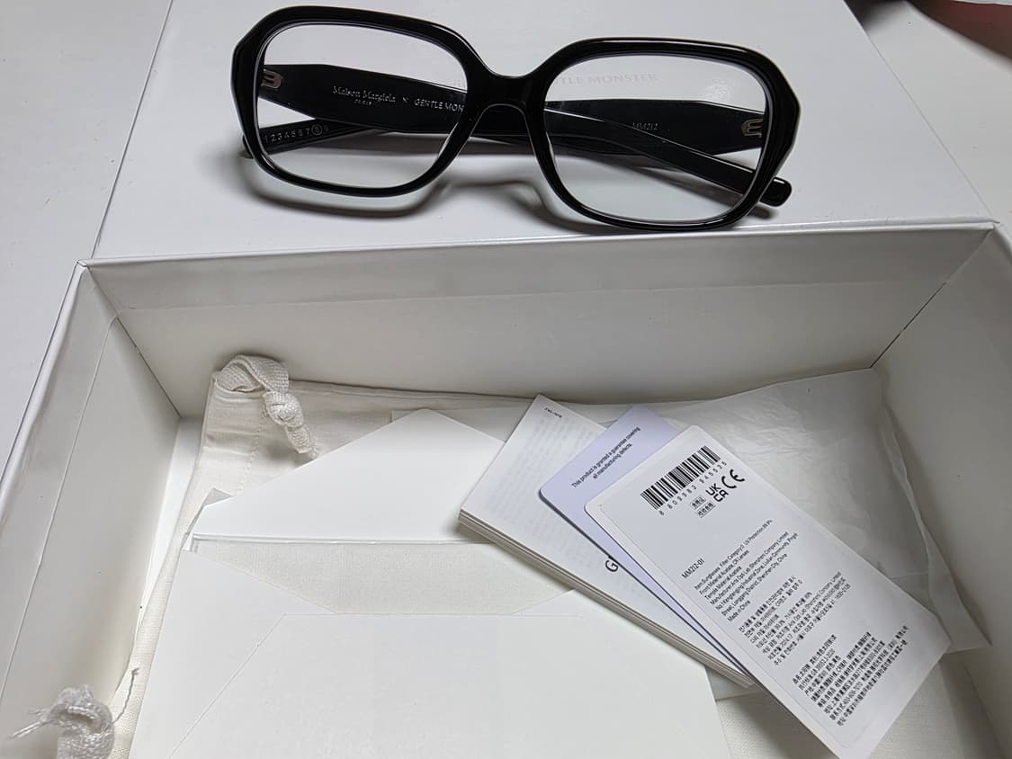 젠틀몬스터 마르지엘라  MM212 블랙 상품이미지2