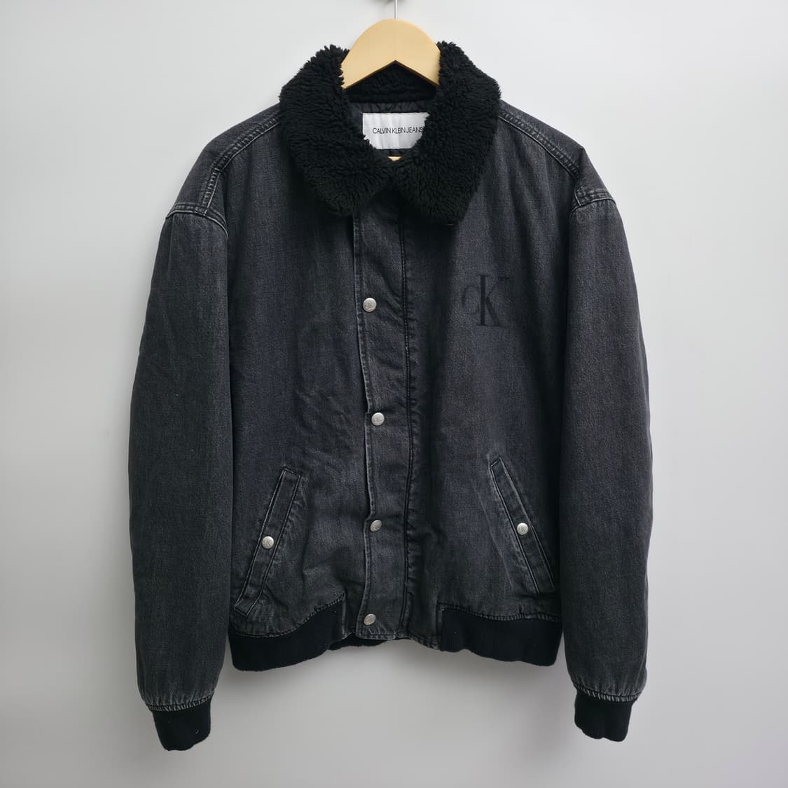 [L] CK 캘빈클라인 블랙 데님 자켓 상품이미지1