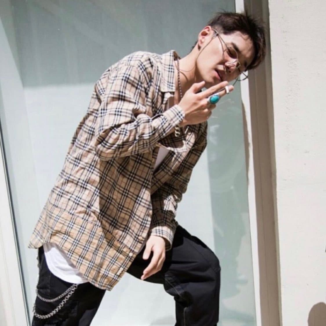 버버리 오리지널 기마 로고 베이지 노바 체크 셔츠 상품이미지2