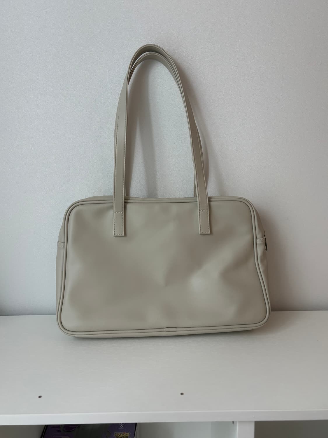 필인더블랭크 숄더백 에그쉘 상품이미지3