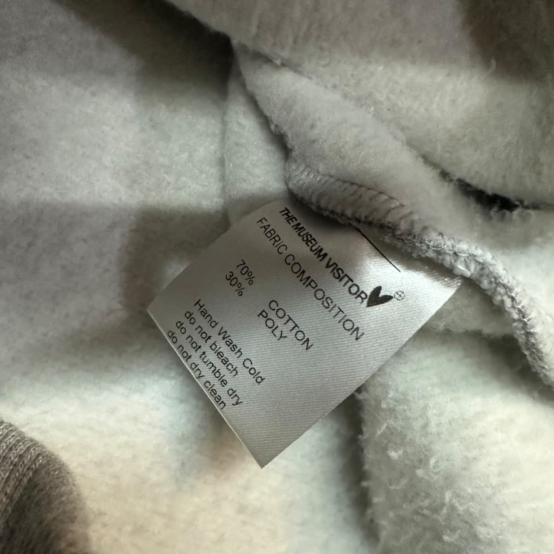 더뮤지엄비지터 후드티 상품이미지5